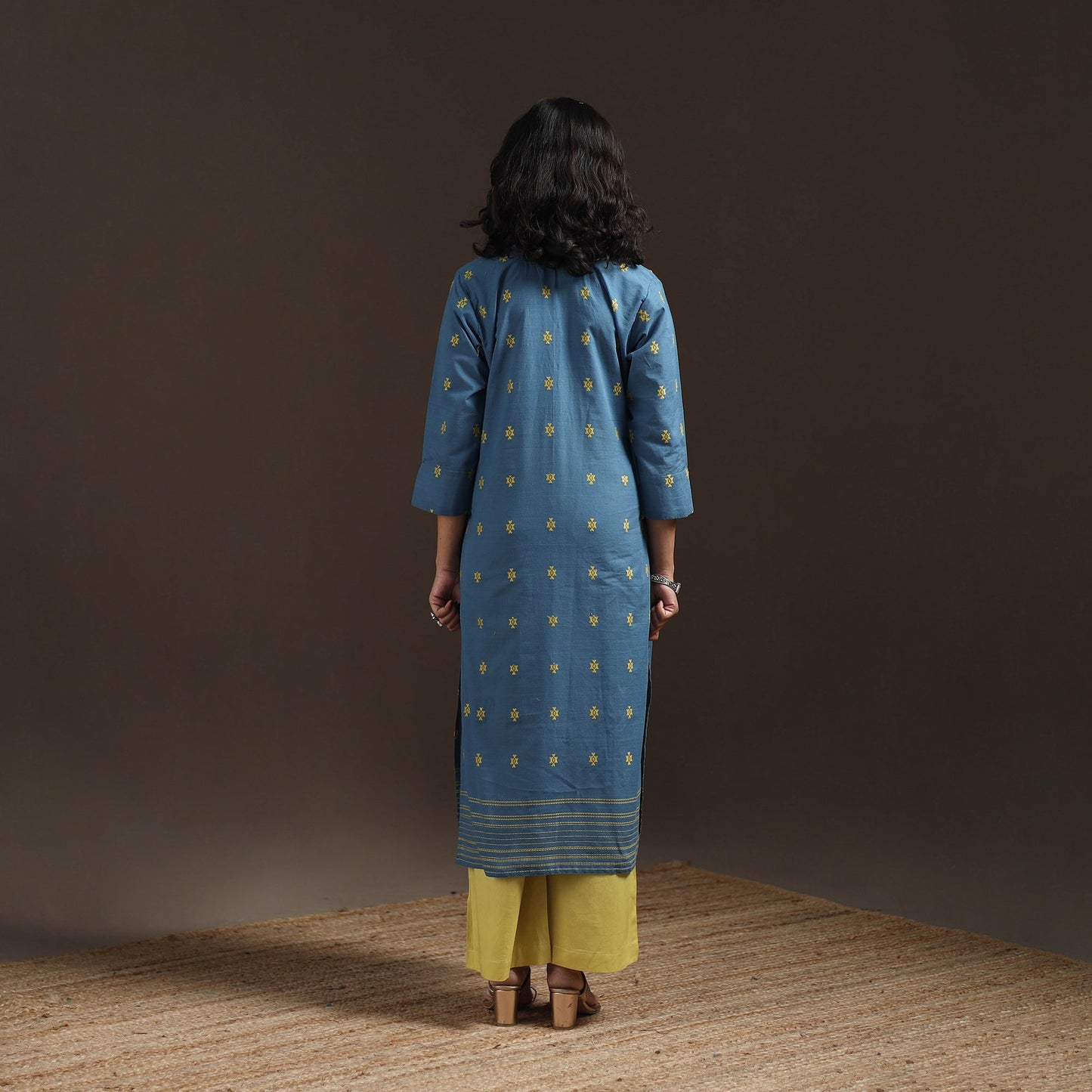 Hand embroidery straight cotton jacquard kurta for women 14