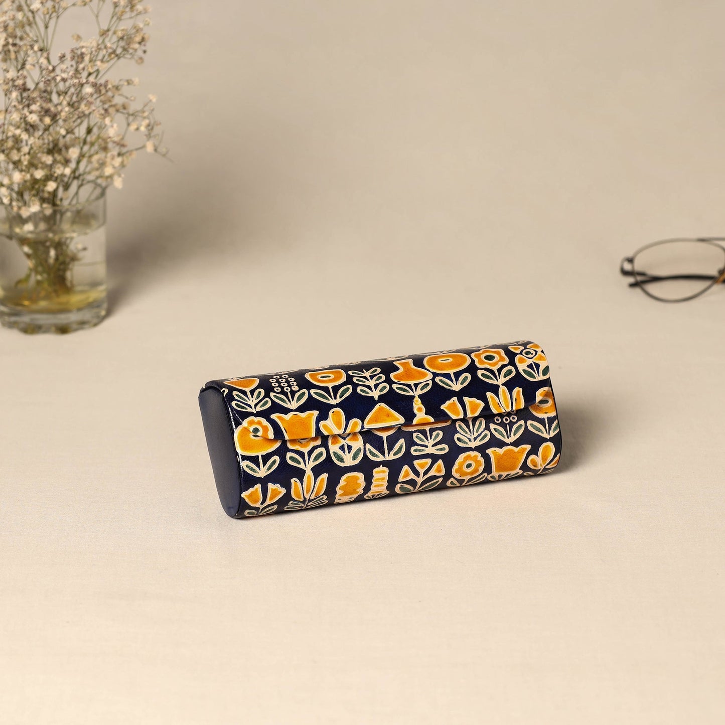 Handcrafted embossed leather spectacle case 09
