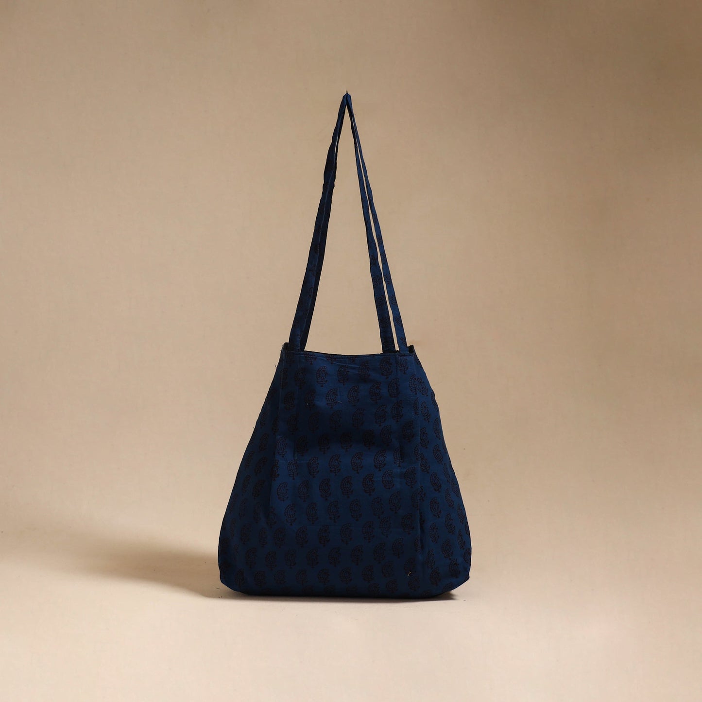 Handcrafted fabric jhola bag 21