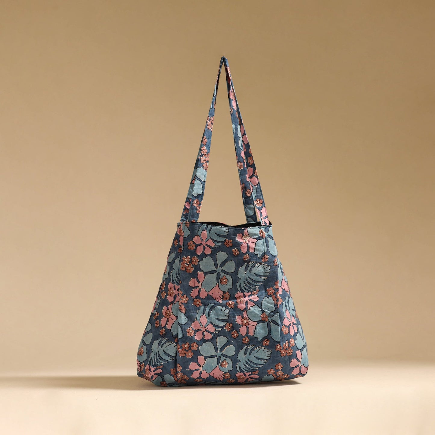 Handcrafted fabric jhola bag 23