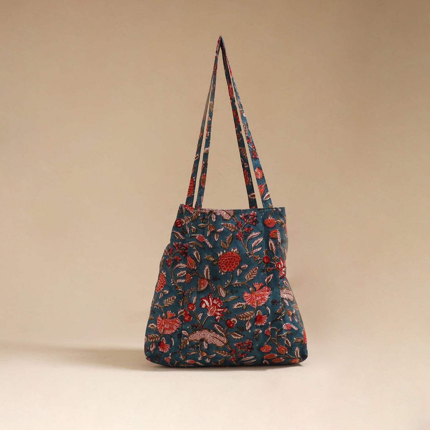 Handcrafted fabric jhola bag 26