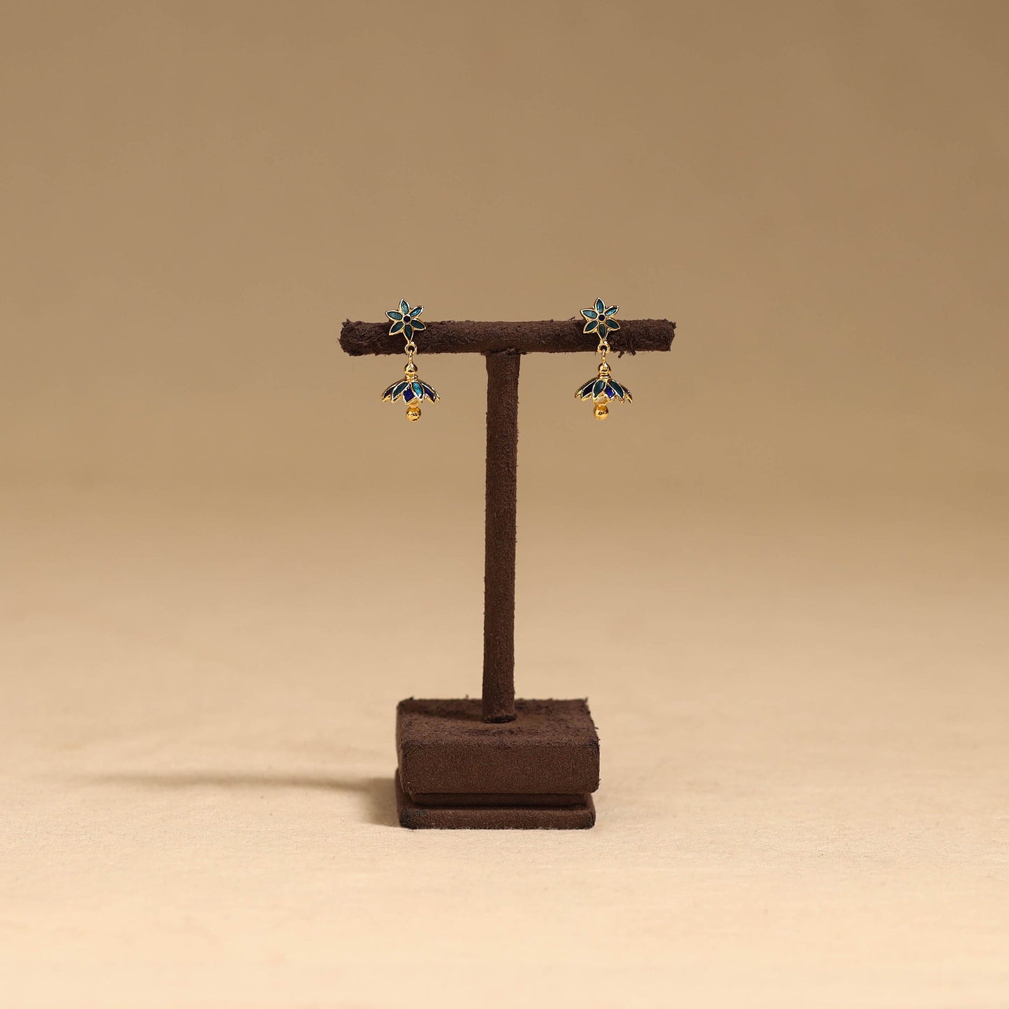 Handcrafted paka meenakari earrings 126