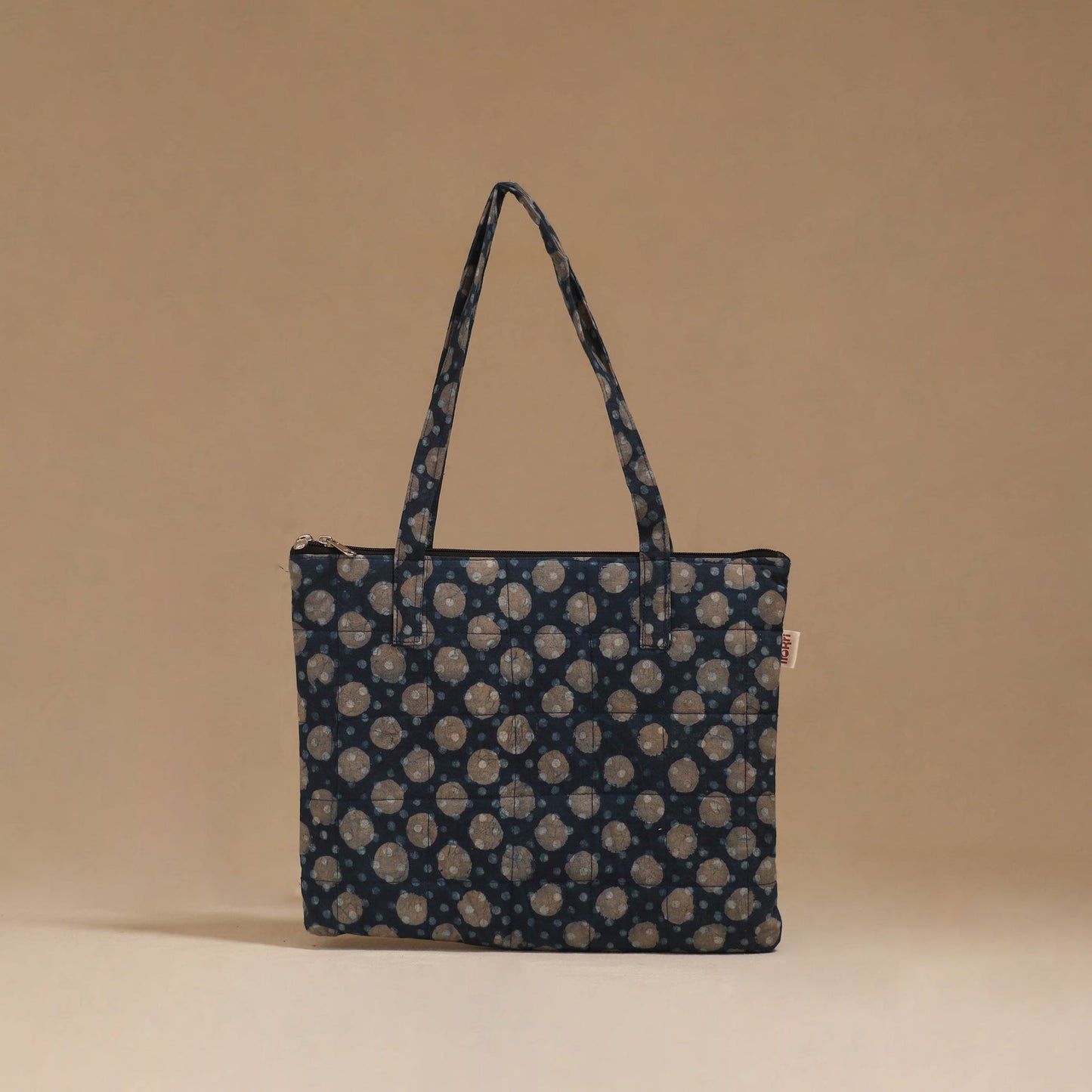 Handcrafted quilted handbag 72