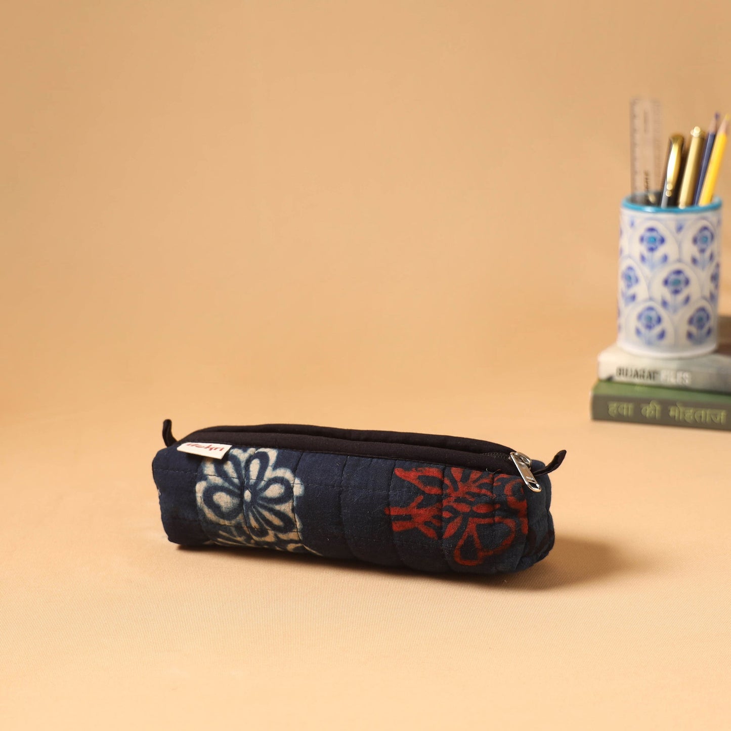 Handcrafted quilted pencil pouch 08
