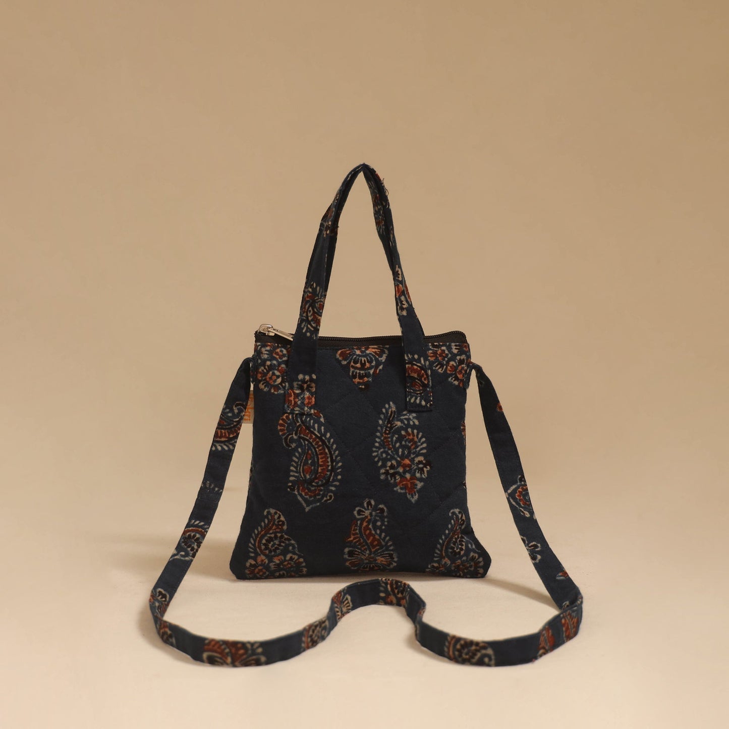 Handcrafted quilted sling bag 40