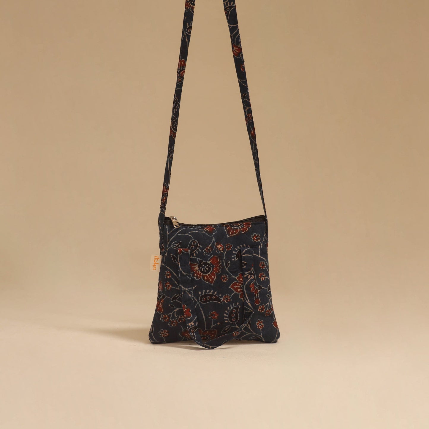 Handcrafted quilted sling bag 45
