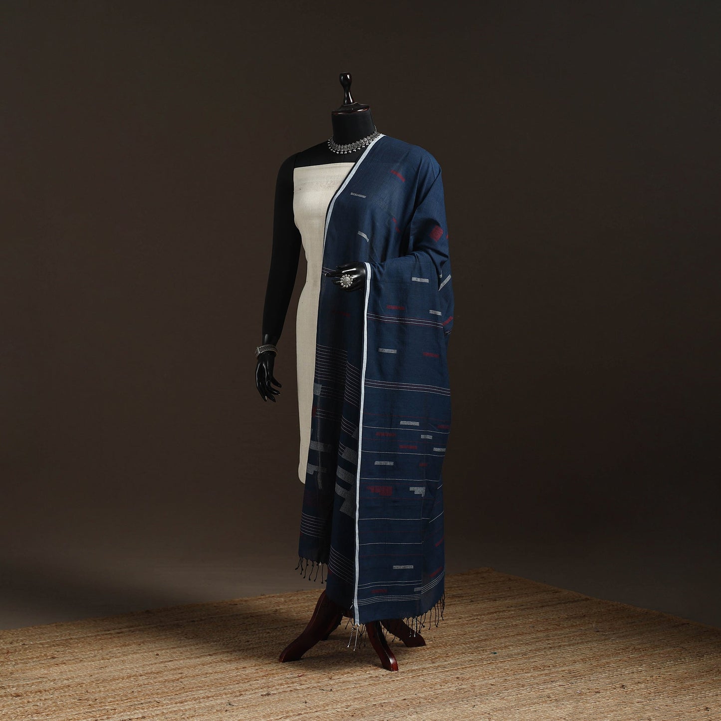 Handloom cotton bengal jamdani dupatta 41 - handcrafted