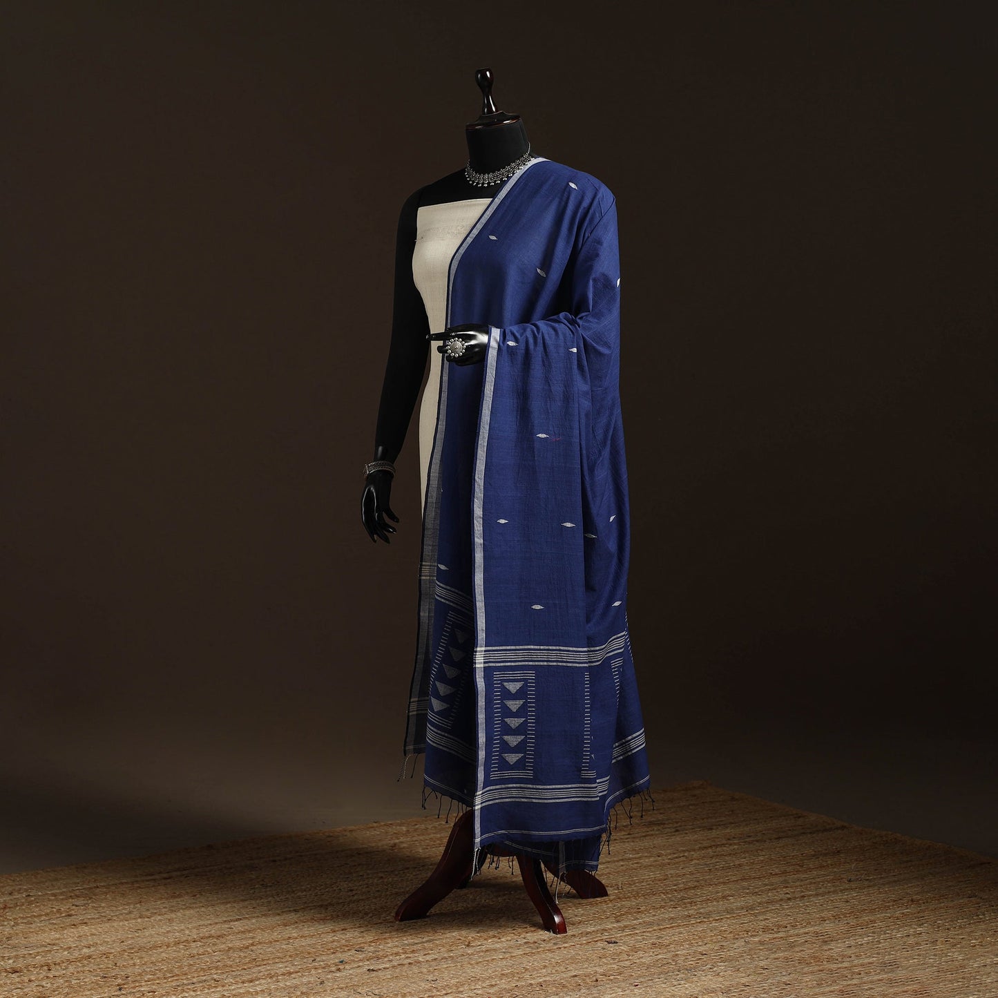 Handloom cotton burdwan jamdani dupatta 15 - handcrafted