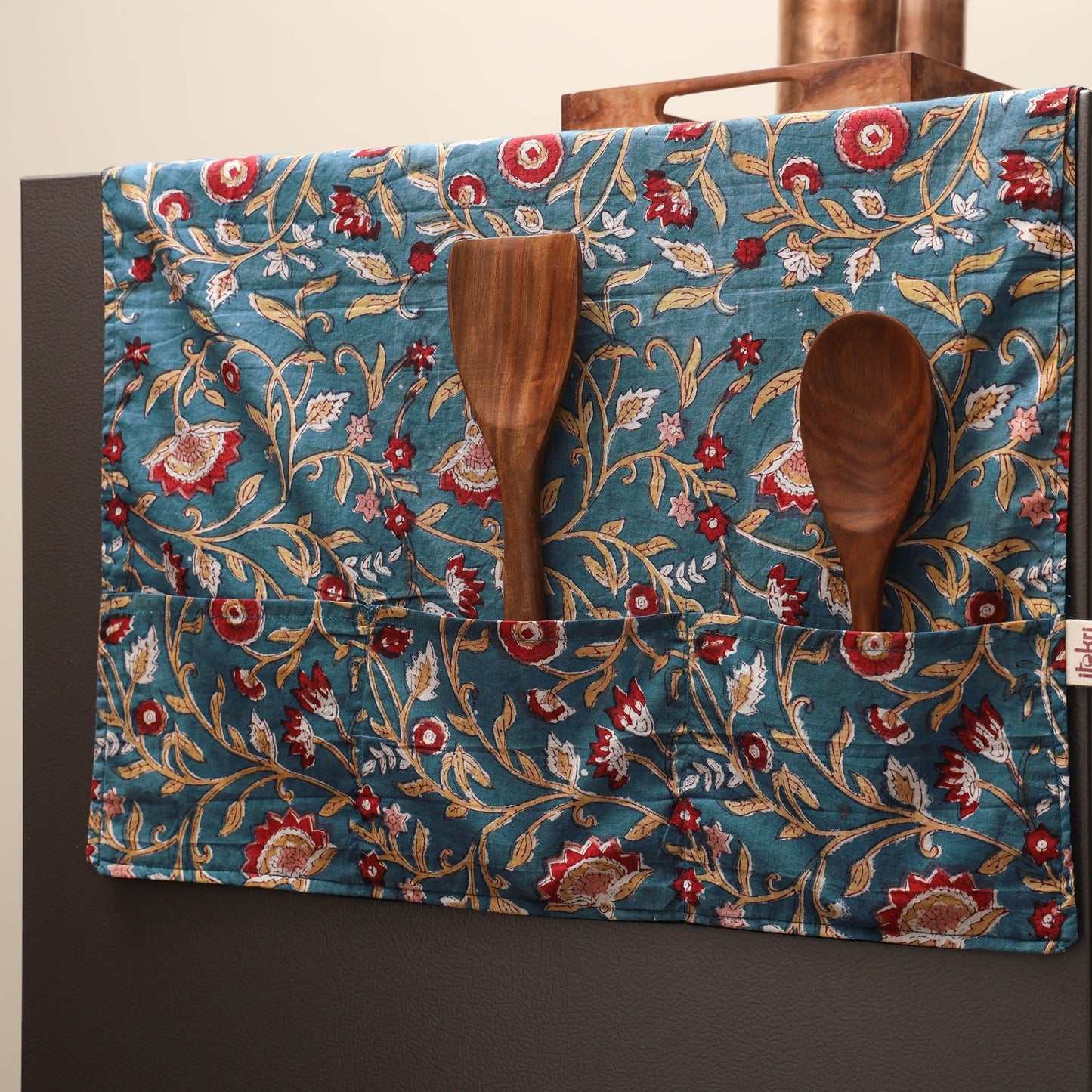 Handmade fridge top cover with multiple pockets 04