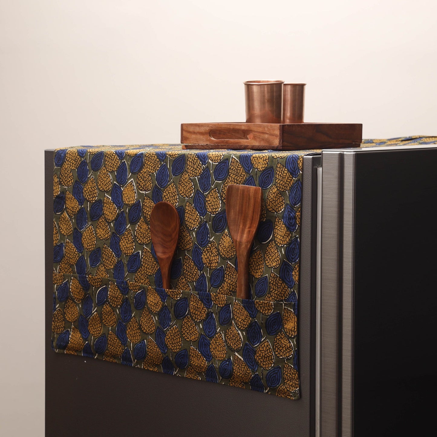 Handmade fridge top cover with multiple pockets 125