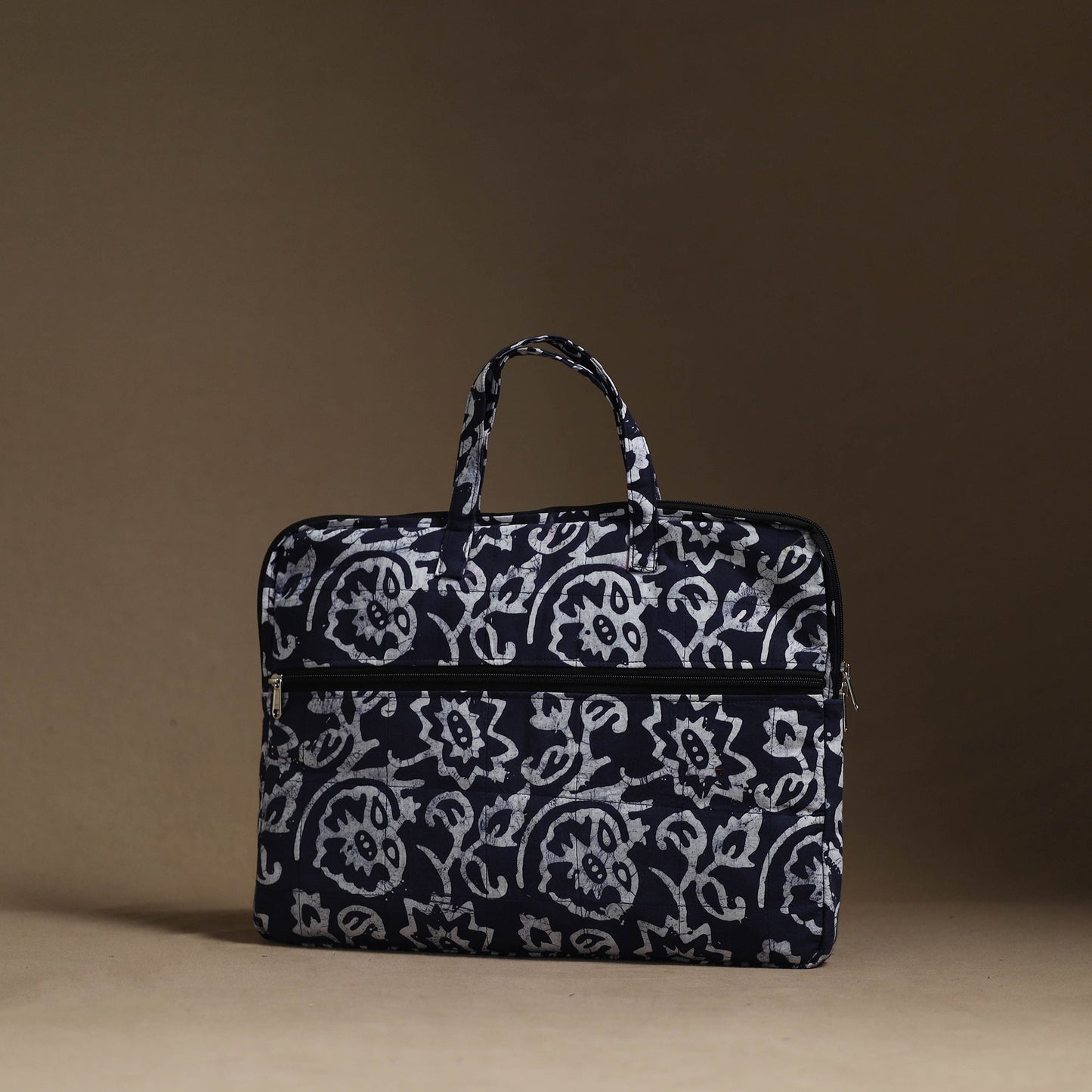 Blue Handmade Quilted Cotton Laptop Bag (13 x 16 in)