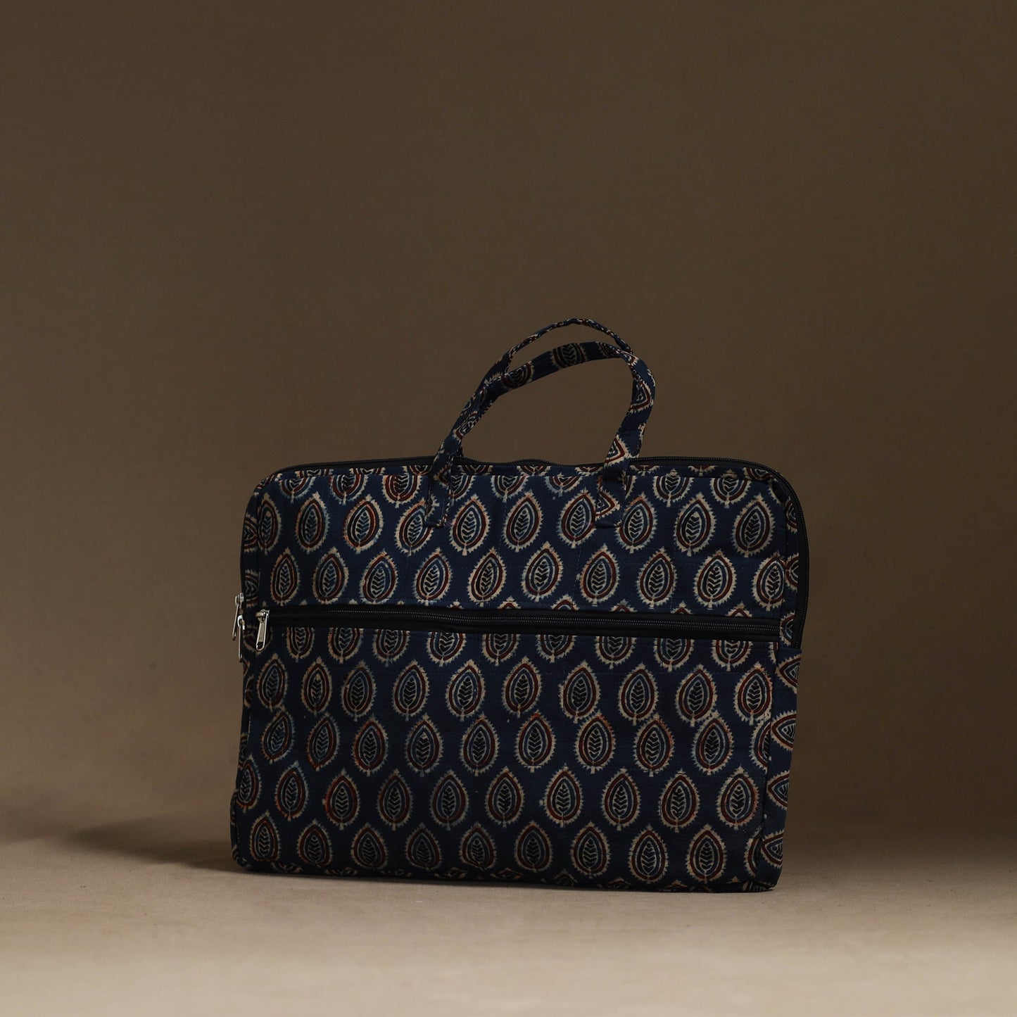Blue Handmade Quilted Cotton Laptop Bag (13 x 16 in)
