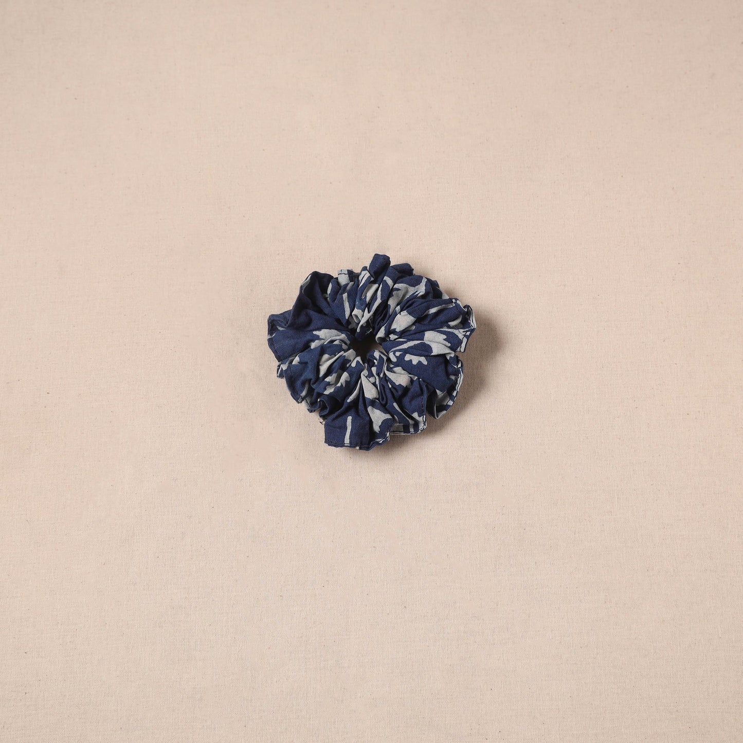 Handmade rubber band/scrunchie 60 - handcrafted
