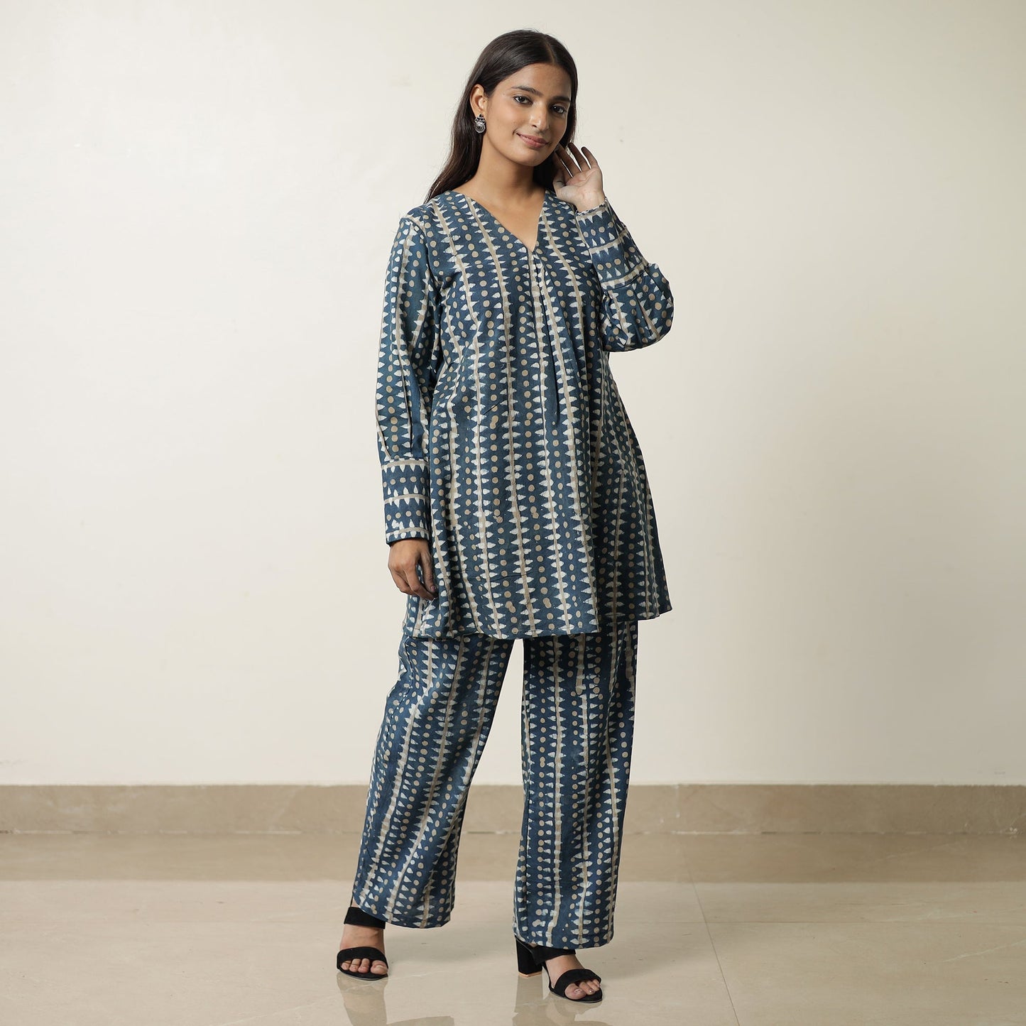 Blue - indigo hand printed cotton co-ord set 08
