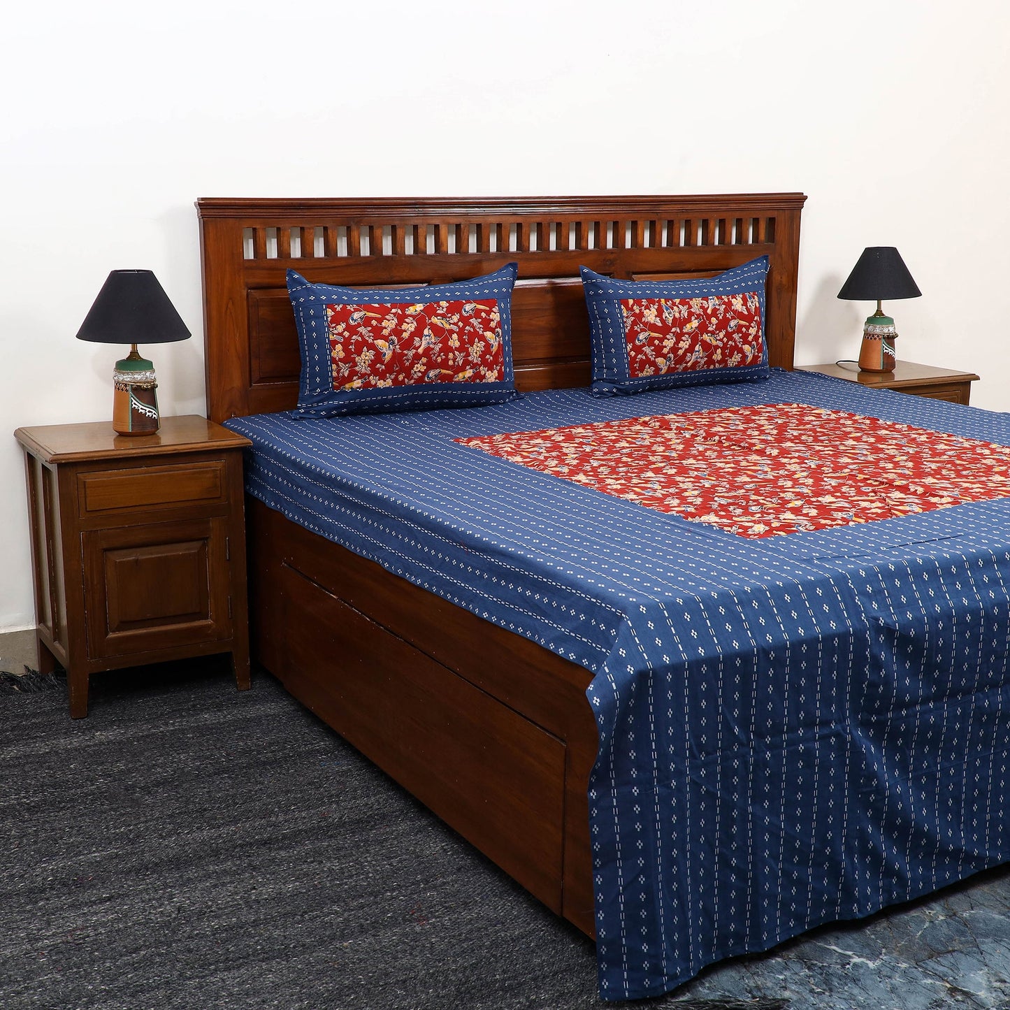 Buy Jacquard with Kalamkari Patch Cotton Bedsheet Set