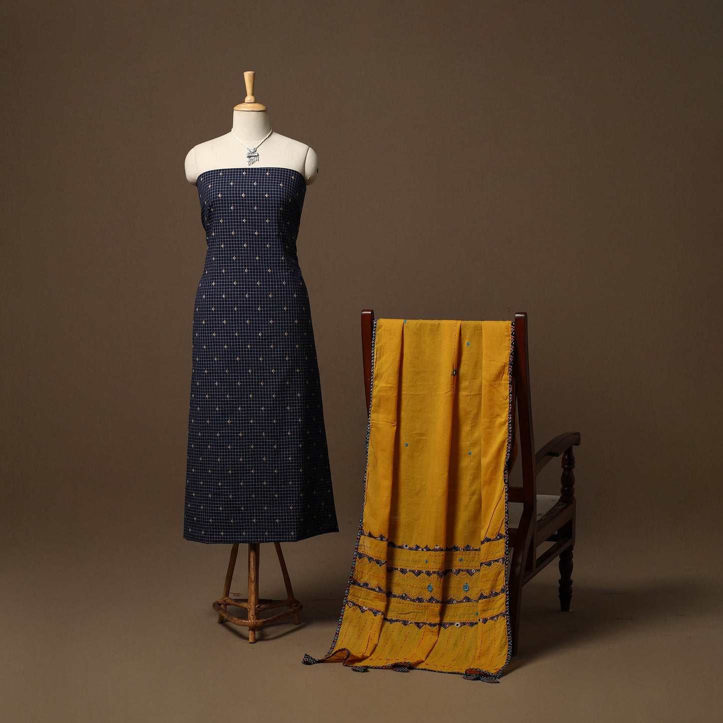 Jacquard weave cotton 2pc unstitched dress material