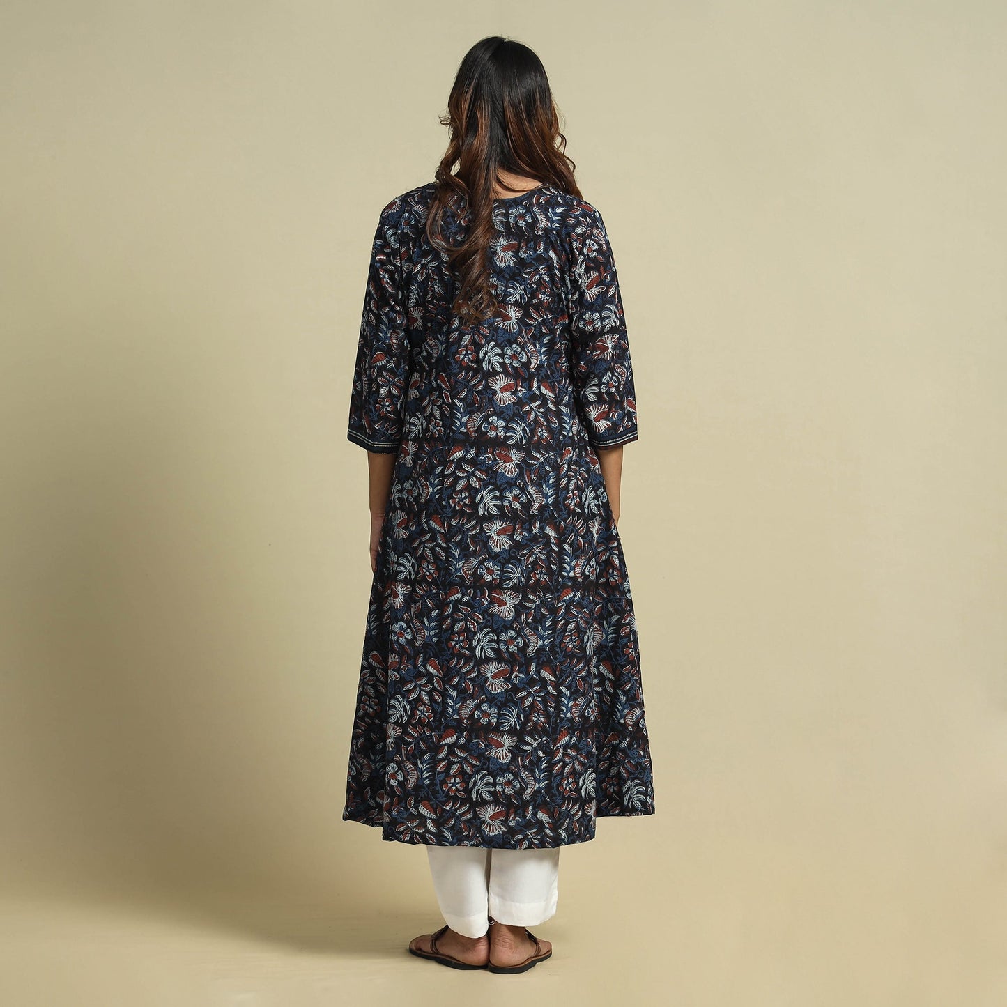 Buy Jahota Block Printed Ajrakh Patchwork Cotton Kurta Online at iTokri.com