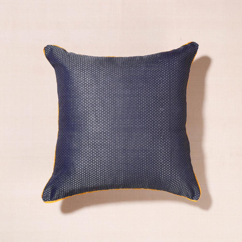 khun cushion cover