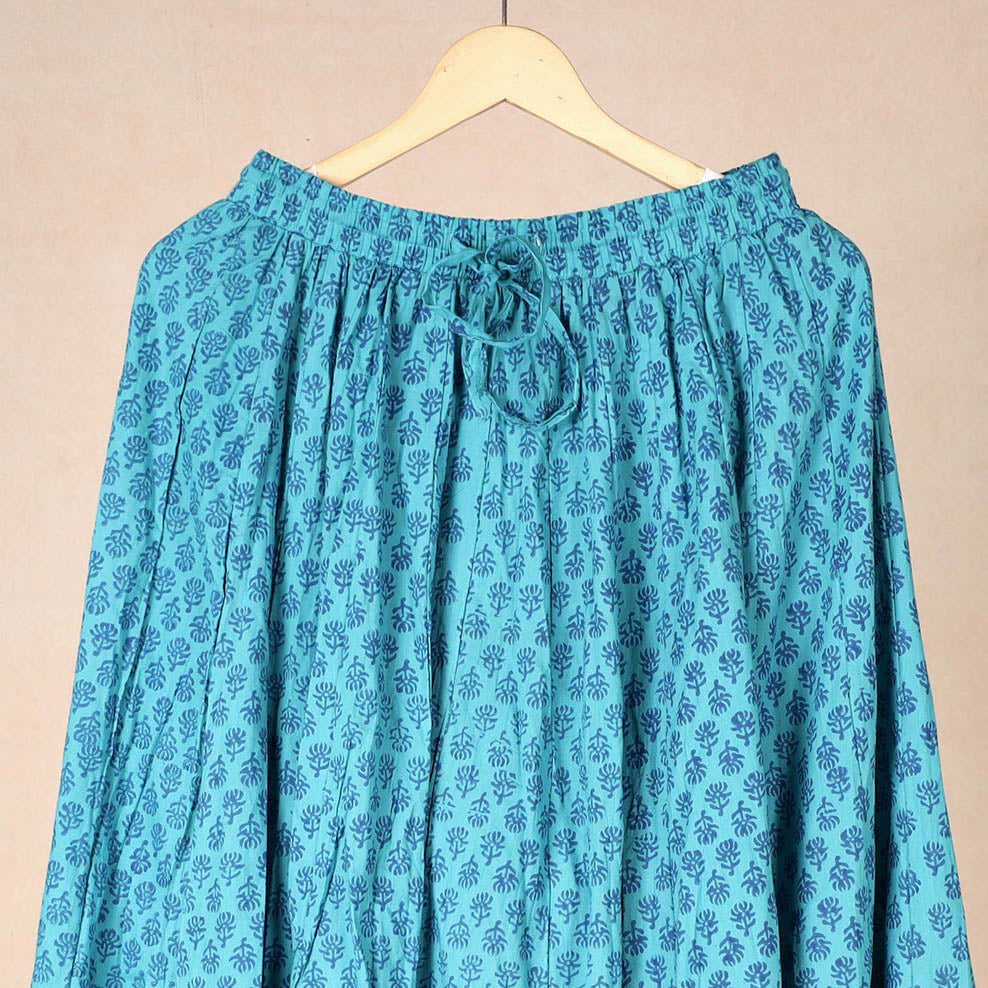 long crinkle skirt
