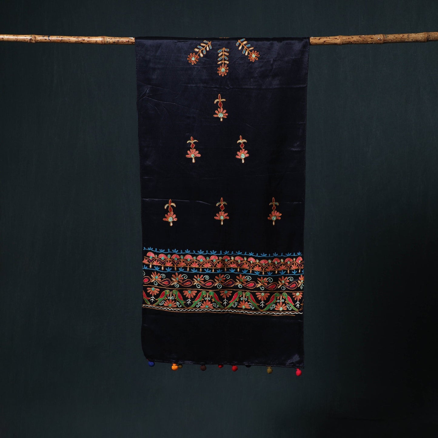 Kutch aari hand embroidery mashru silk stole 46