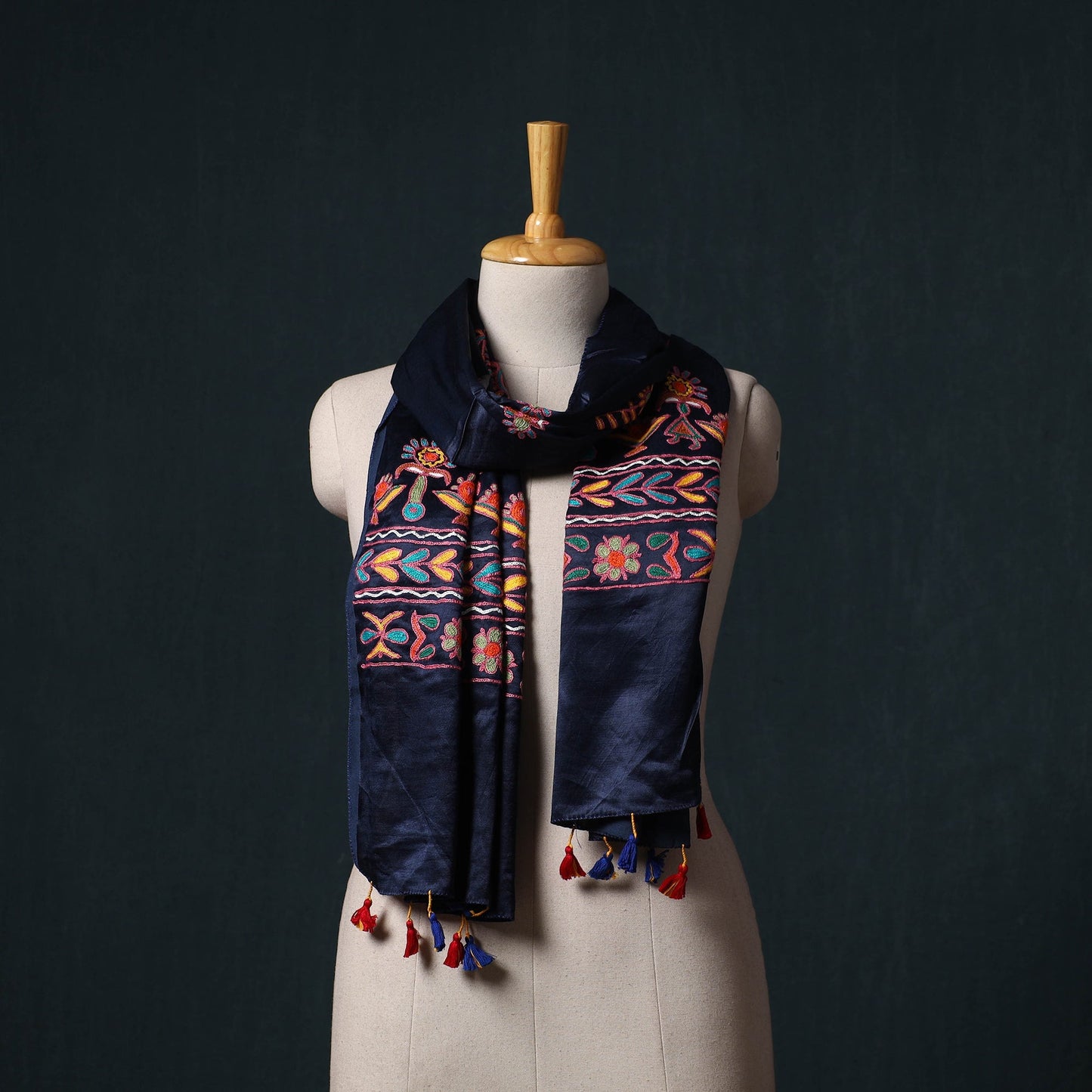 Kutch aari hand embroidery mashru silk stole 59