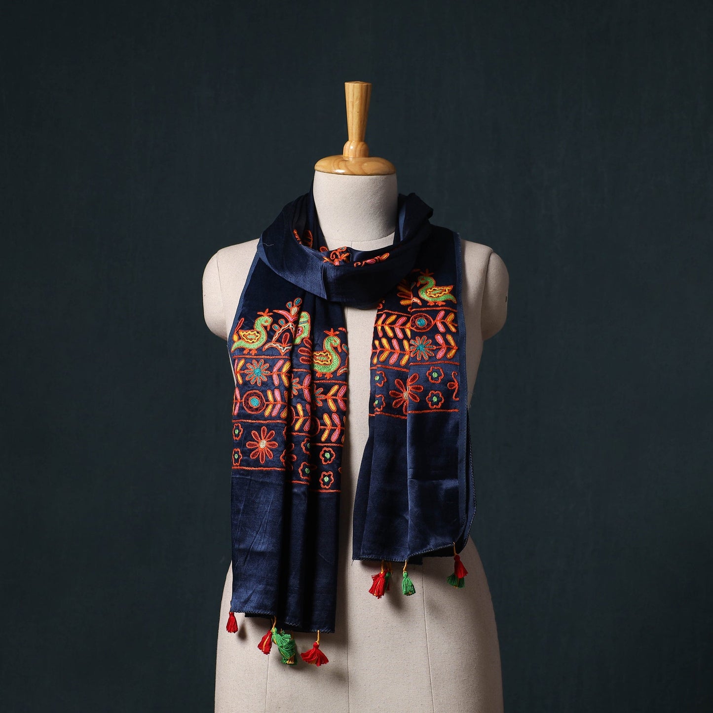 Kutch aari hand embroidery mashru silk stole 61