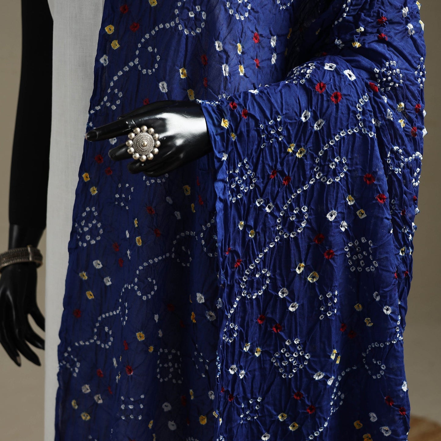 Kutch tie-dye cotton bandhani dupatta 100 - handcrafted