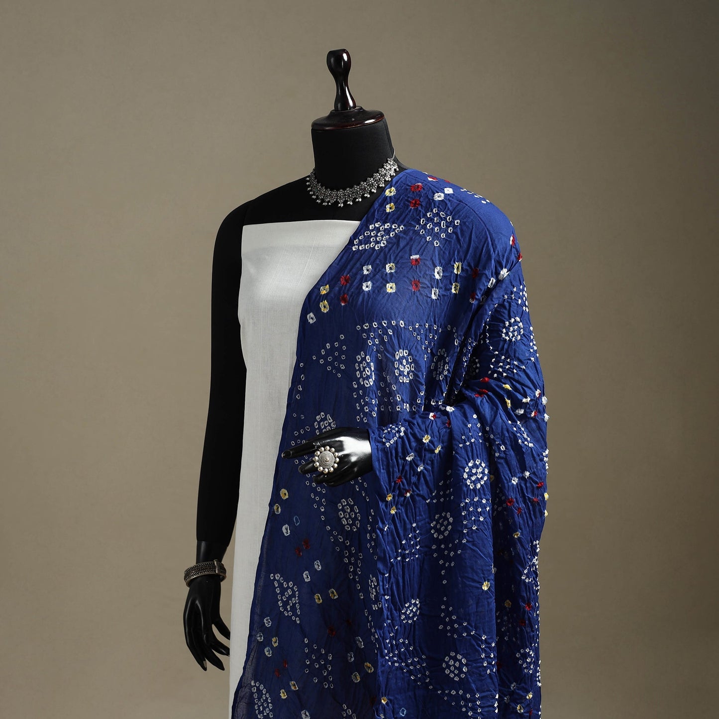 Kutch tie-dye cotton bandhani dupatta 101 - handcrafted