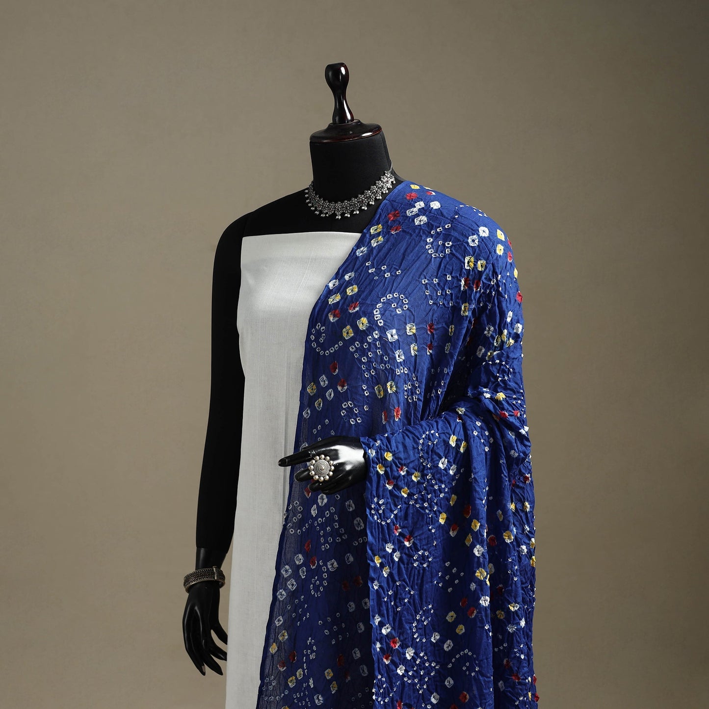 Kutch tie-dye cotton bandhani dupatta 98 - handcrafted