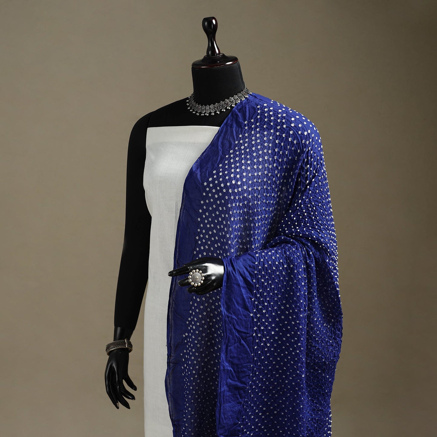 Kutch tie-dye cotton heavy bandhani dupatta 13 - handcrafted