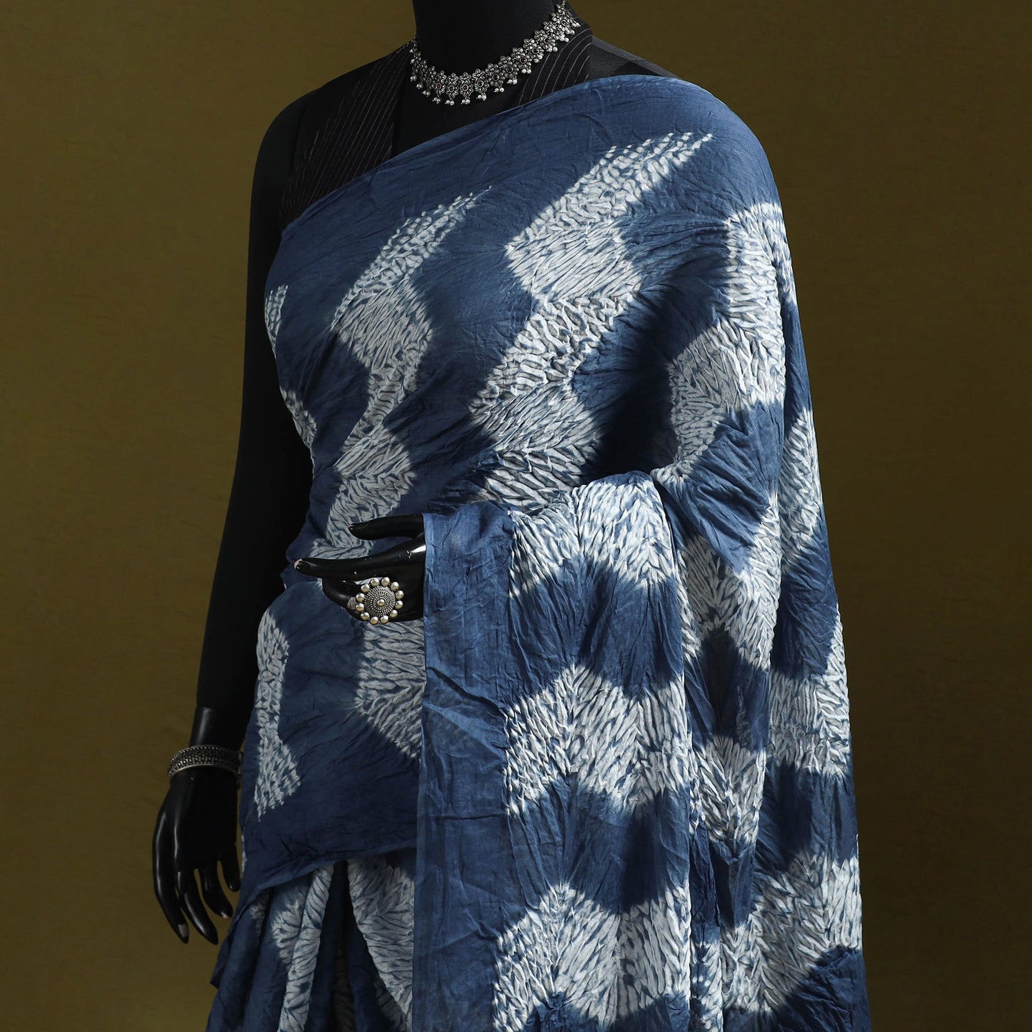 Kutch tie-dye pure cotton shibori saree 30 - handcrafted
