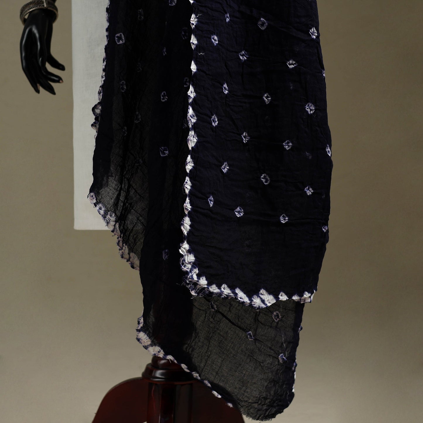 Kutch tie-dye mul cotton shibori bandhani dupatta 22