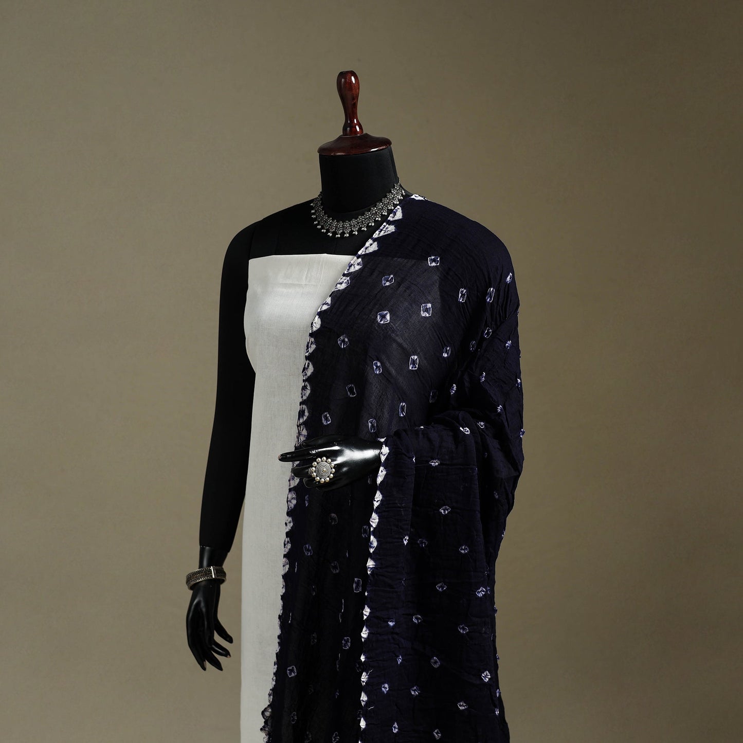 Kutch tie-dye mul cotton shibori bandhani dupatta 22
