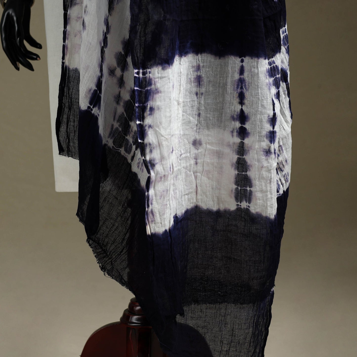 Kutch tie-dye mul cotton shibori bandhani dupatta 29