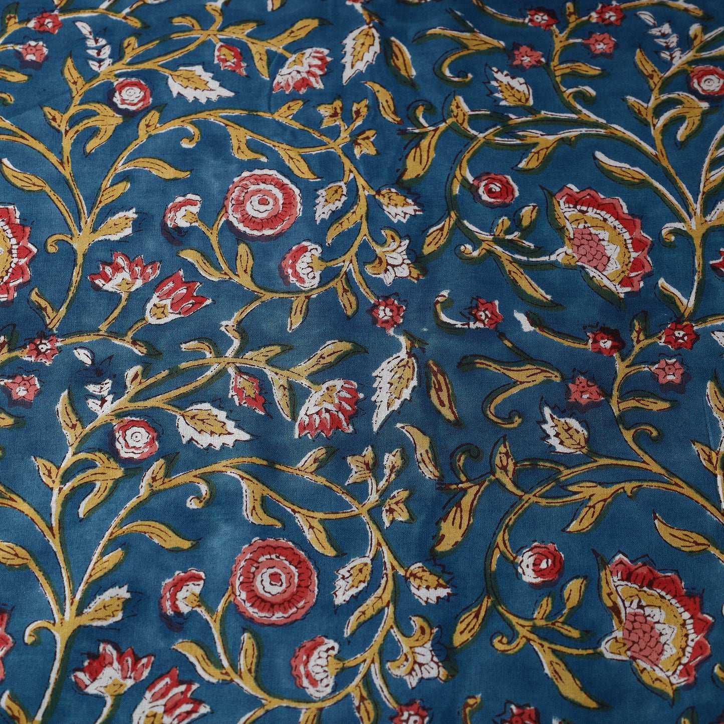 Pure cotton Sanganeri Block Print Fabric Online l iTokri.com