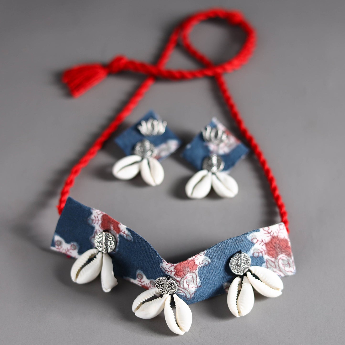 Handcrafted Choker Necklace Set