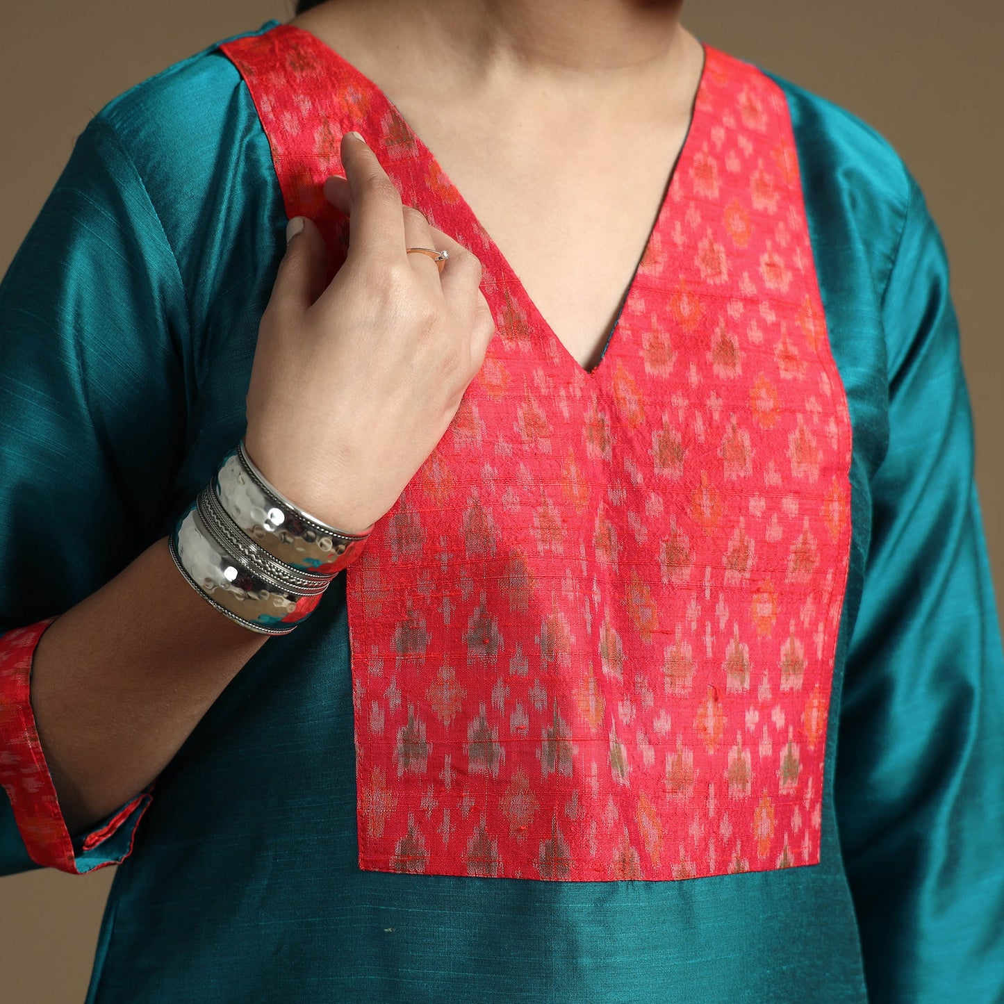 Buy Plain Solid Slub Silk Straight Kurta Online at iTokri.com