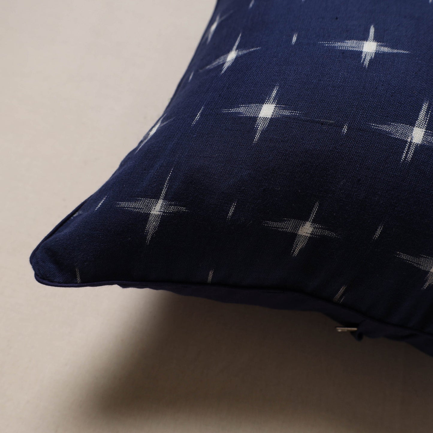 Pochampally double ikat weave cushion cover 03 - handcrafted