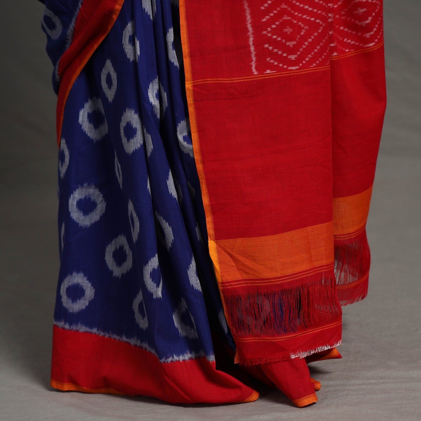 Pochampally Ikat Weave Handloom Cotton Saree