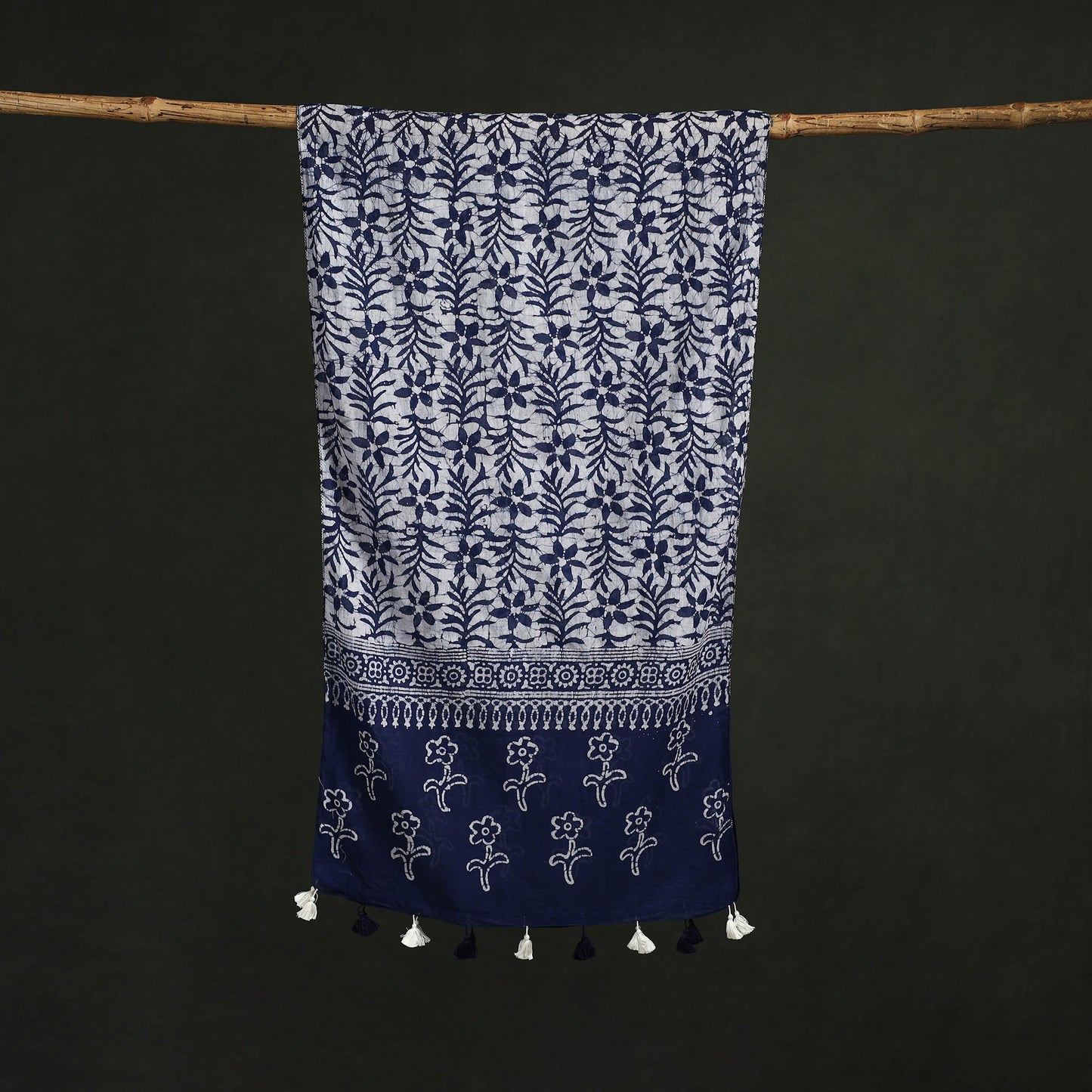 Pure mul cotton kutch hand block batik print stole