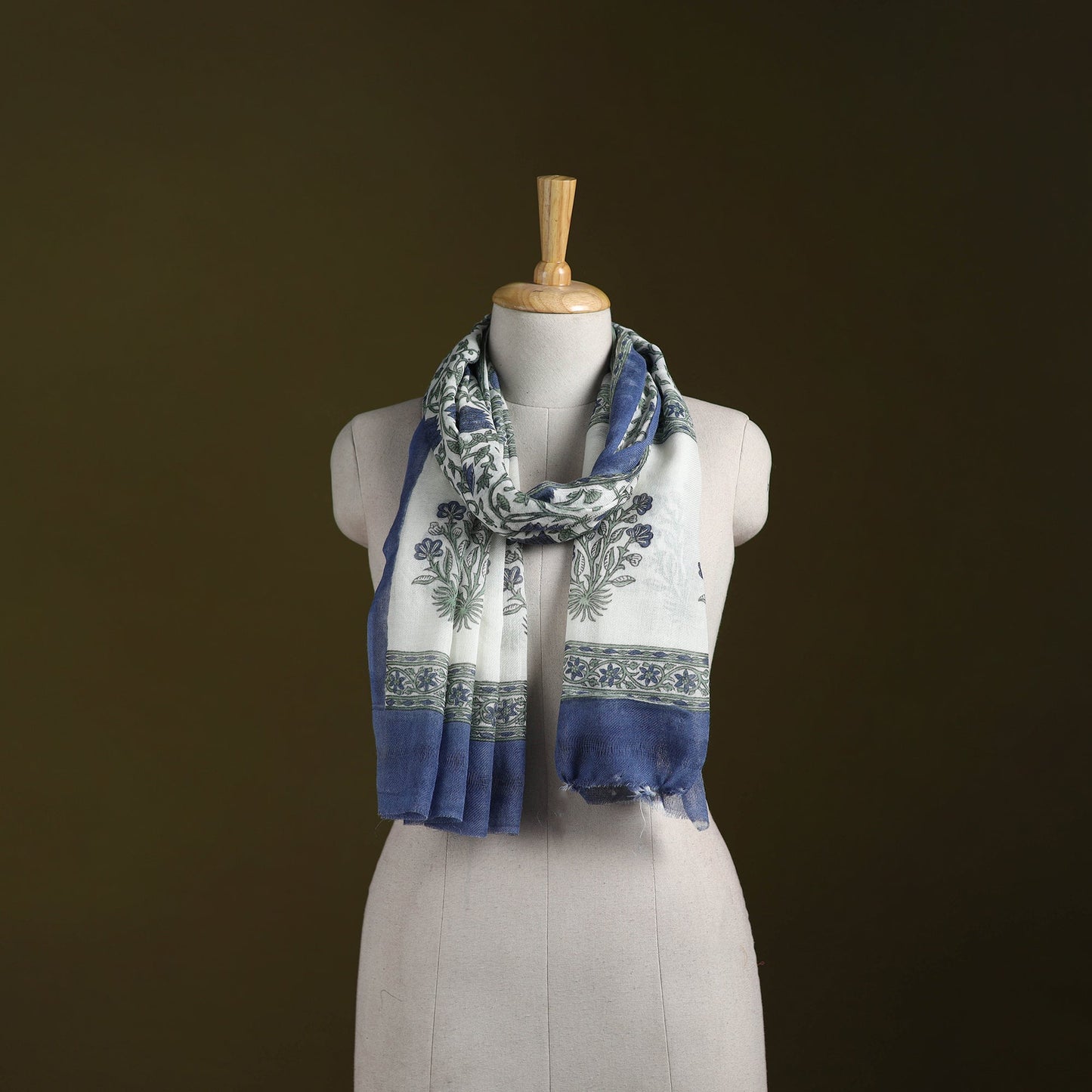 Pure wool hand sanganeri stole 23 - handcrafted