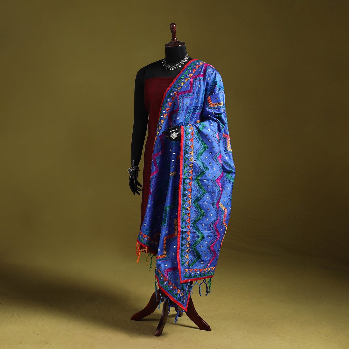 Ranihati chanderi silk zig zag hand embroidery dupatta 25