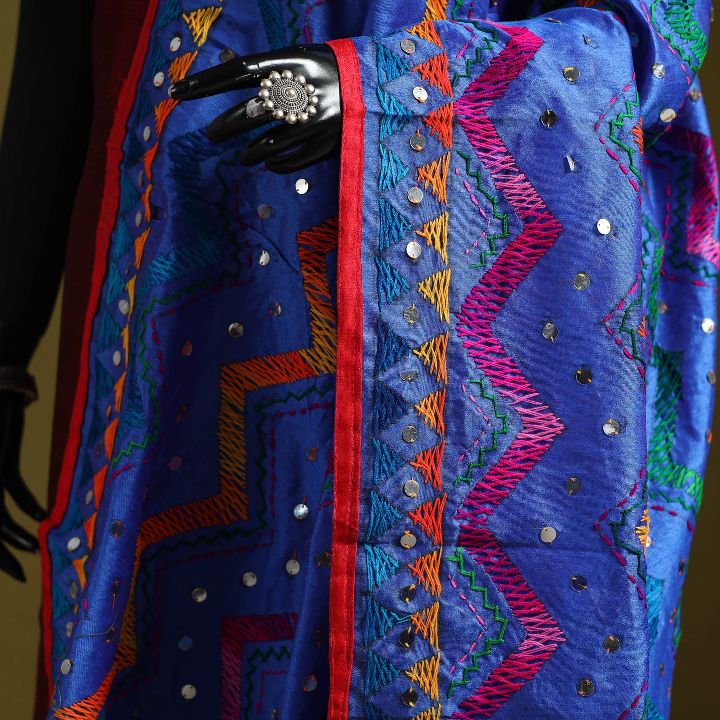 Ranihati chanderi silk zig zag hand embroidery dupatta 32