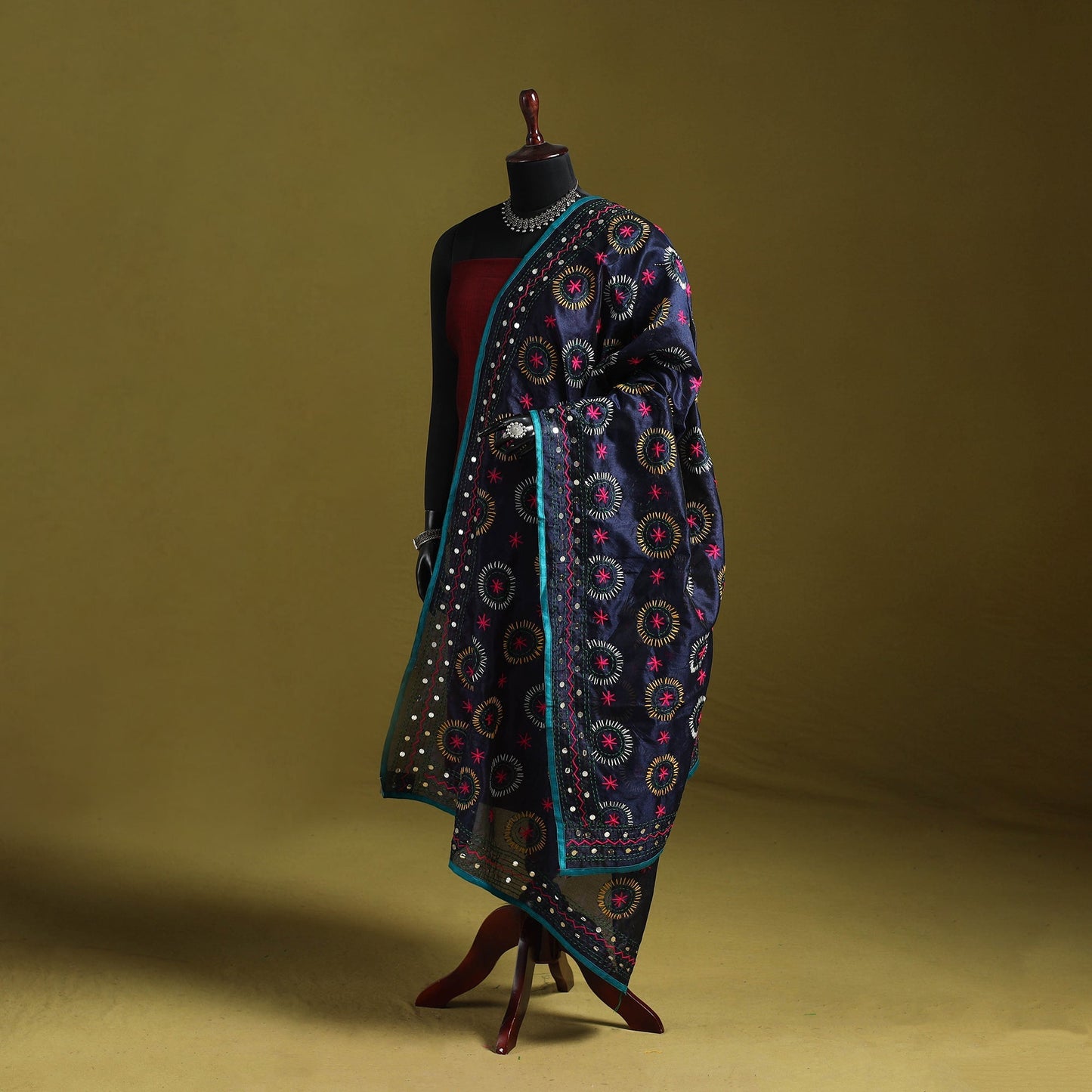 Ranihati chapa work chanderi silk hand embroidery dupatta