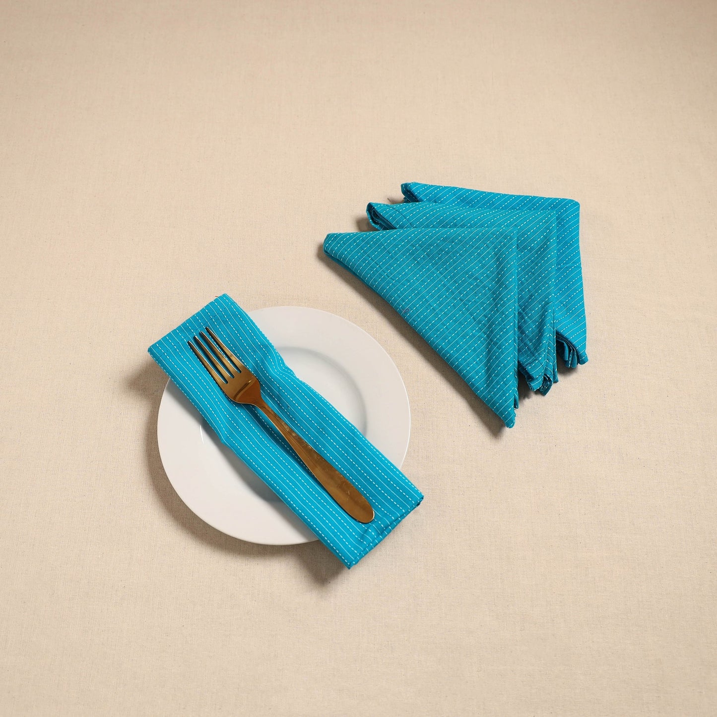 Running stitch table napkin (set of 4) 02 - handcrafted