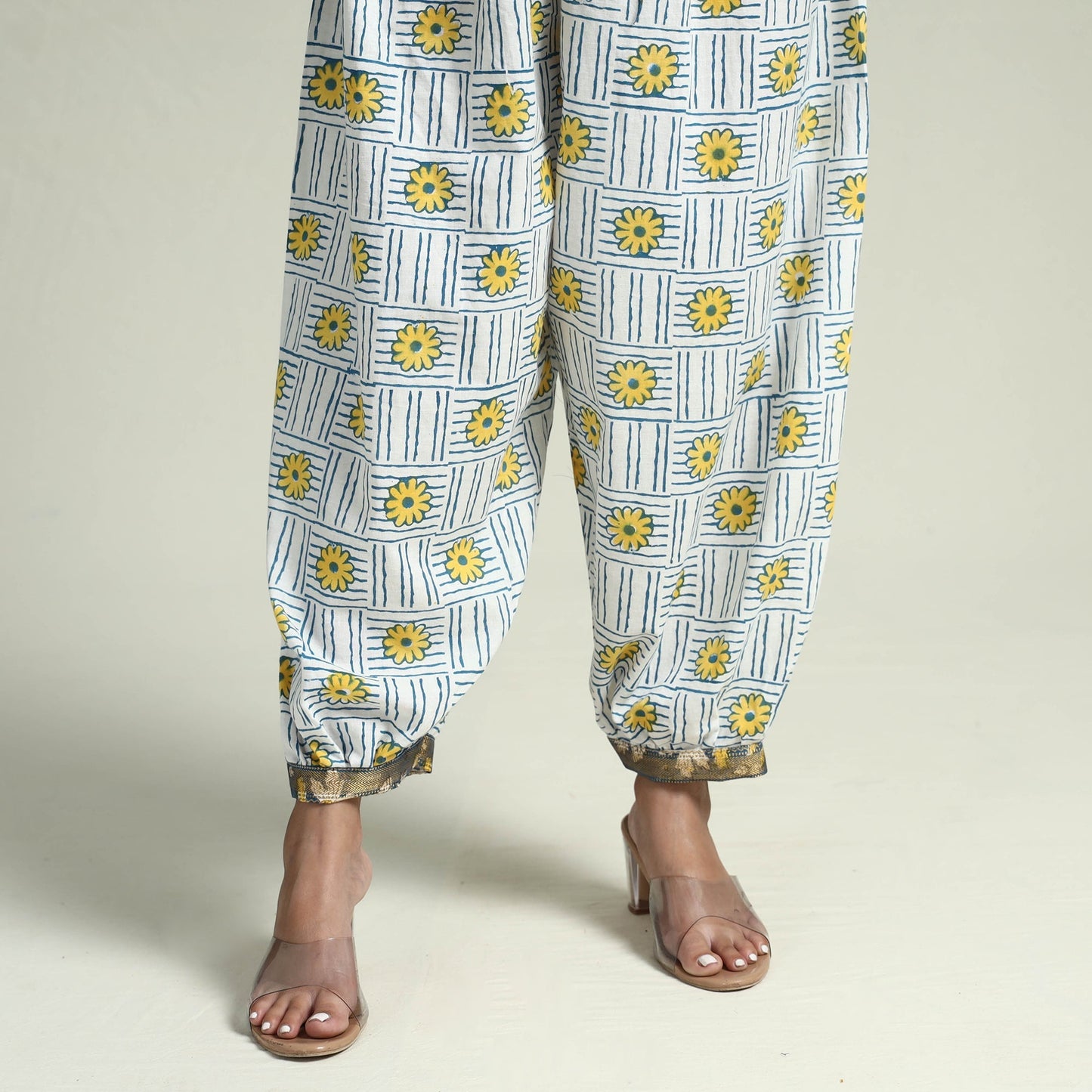 Buy Sanganeri Block Printed Maheshwari Silk Kurta with Palazzo & Dupatta Set Online at iTokri.com