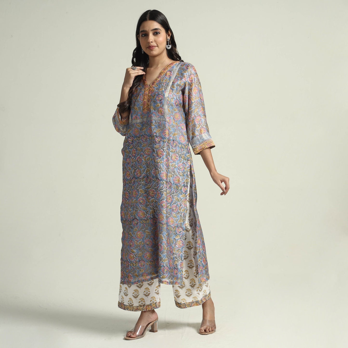 Buy Sanganeri Block Printed Maheshwari Silk Kurta with Palazzo & Dupatta Set Online at iTokri.com