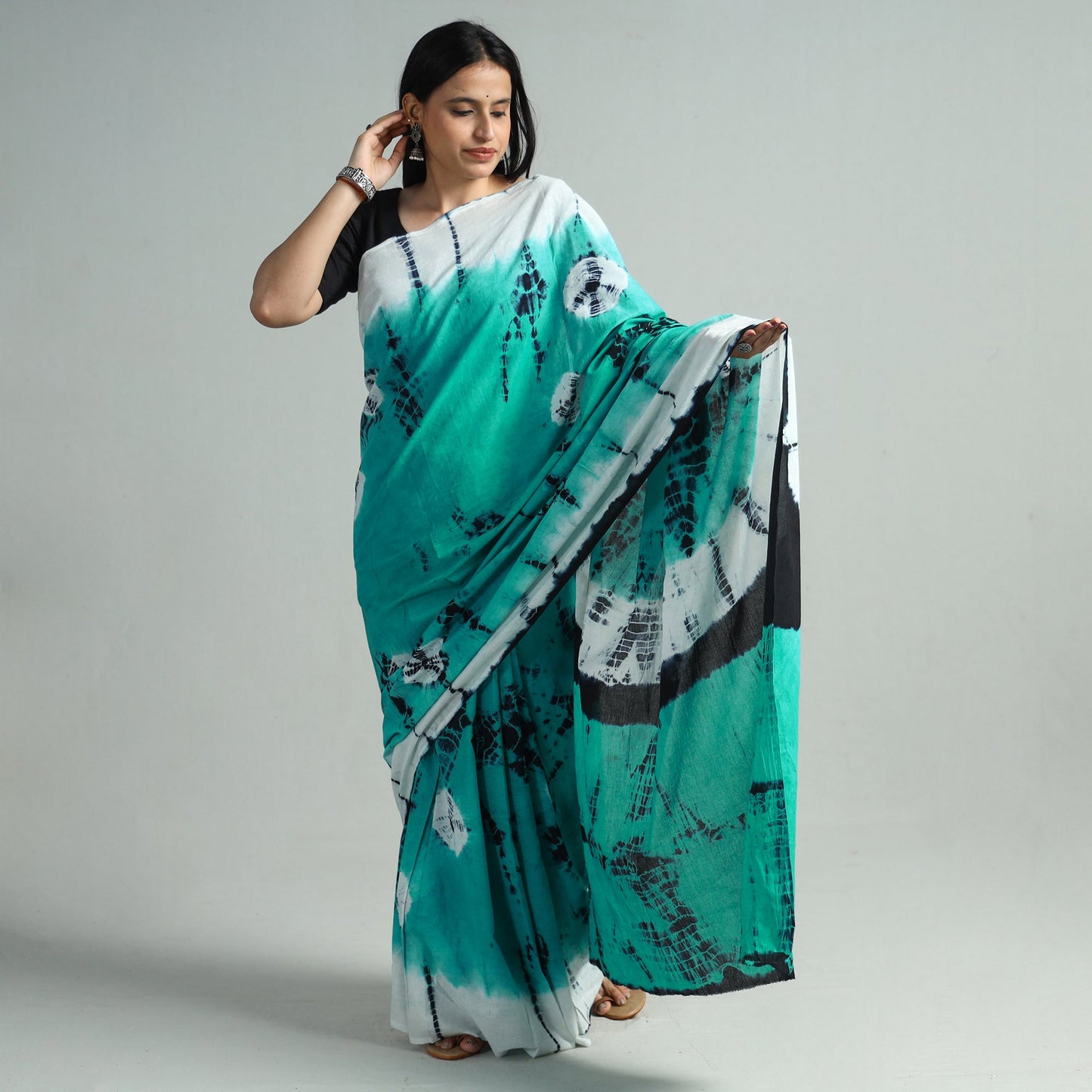 Buy Shibori Tie-Dye Mul Cotton Saree 138 Online l iTokri.com