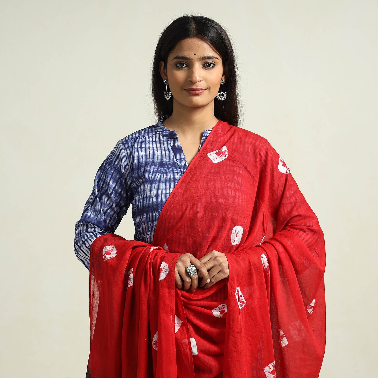 Buy Shibori Tye-Dye Mul Cotton Kurta with Palazzo & Dupatta Set Online at iTokri.com