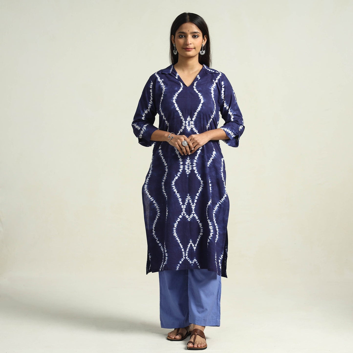 Buy Shibori Tye-Dye Mul Cotton Kurta with Palazzo & Dupatta Set Online at iTokri.com